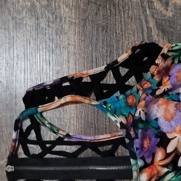 Gently Loved Floral dress by Material Girl size small mesh back and straps cute - Picture 3 of 10